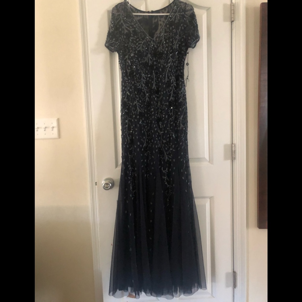 Adrianna Papell navy formal dress size 8